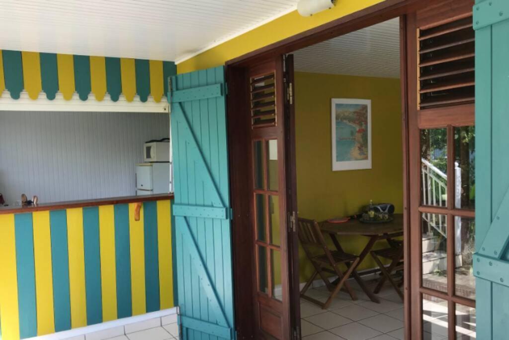 Case A Lili, Joli Bas De Villa Face A La Mer. Terre-De-Haut Extérieur photo